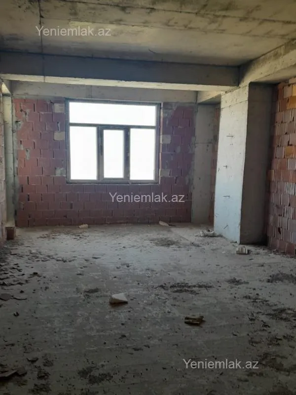 Satılır 2 otaqlı yeni tikili 82 m²