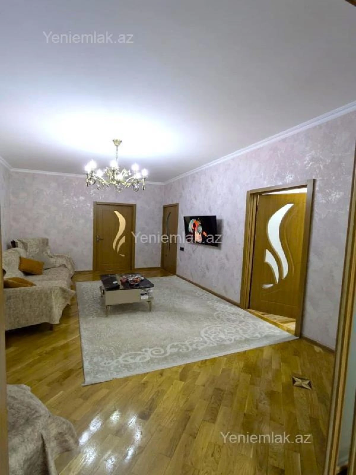 Satılır 3 otaqlı köhnə tikili 70 m²