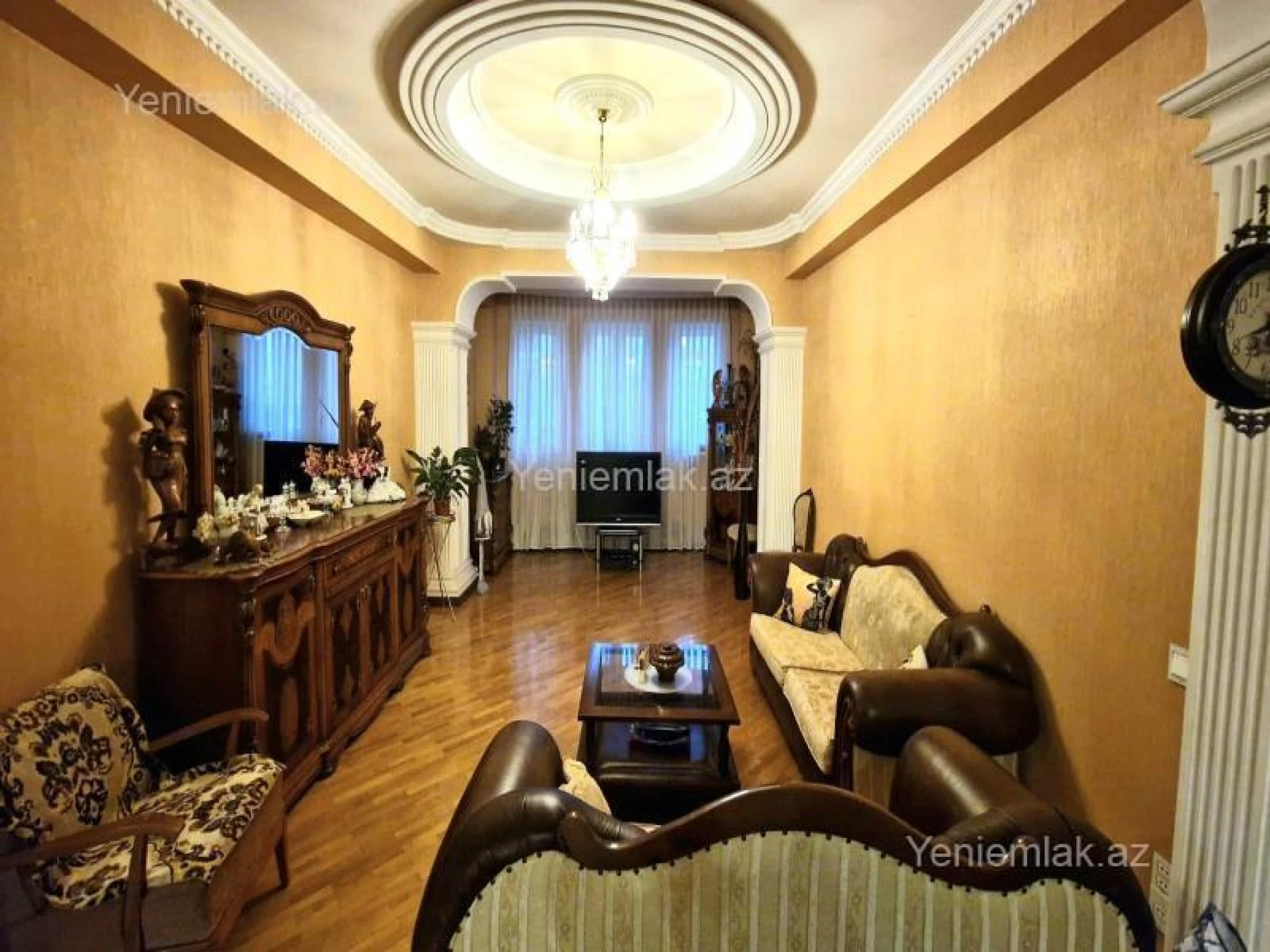 Satılır 3 otaqlı yeni tikili 125 m²