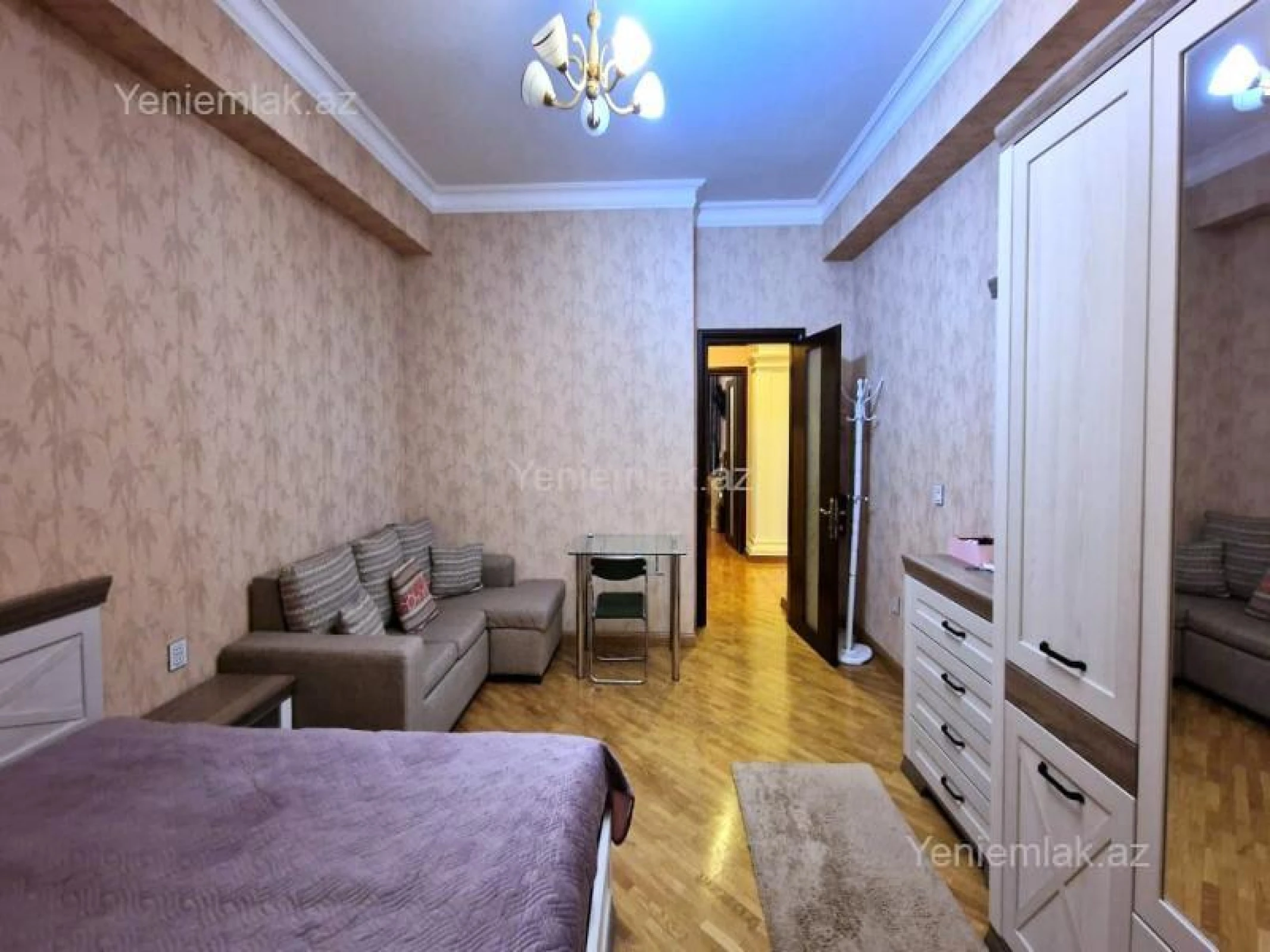 Satılır 3 otaqlı yeni tikili 125 m²