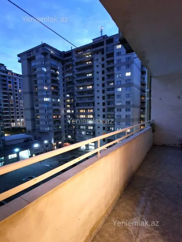 Satılır 3 otaqlı yeni tikili 125 m²