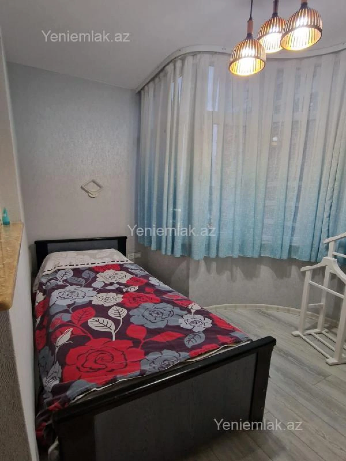 Satılır 3 otaqlı yeni tikili 125 m²