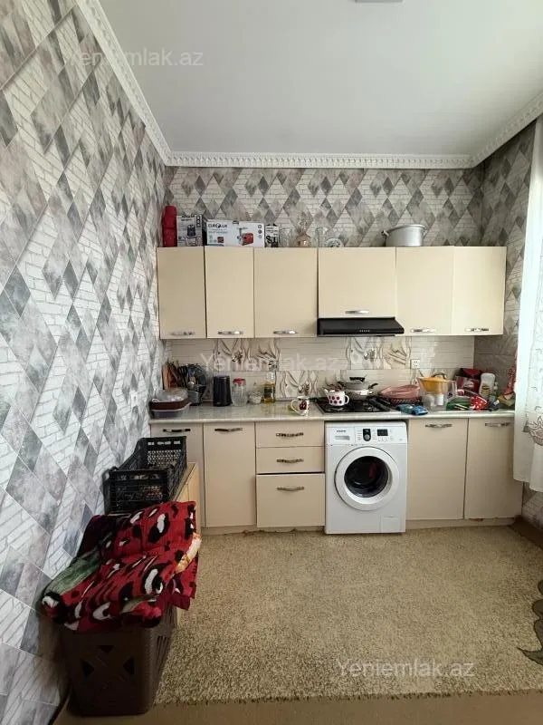 Satılır 3 otaqlı həyət evi 100 m²