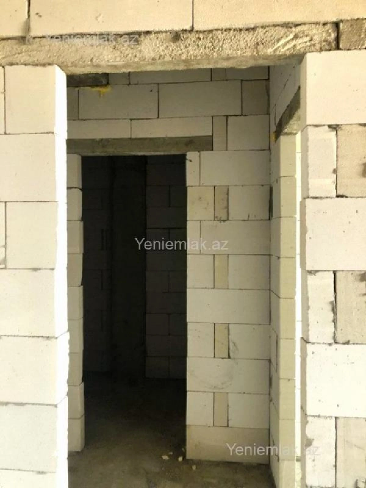 Satılır 2 otaqlı yeni tikili 75 m²