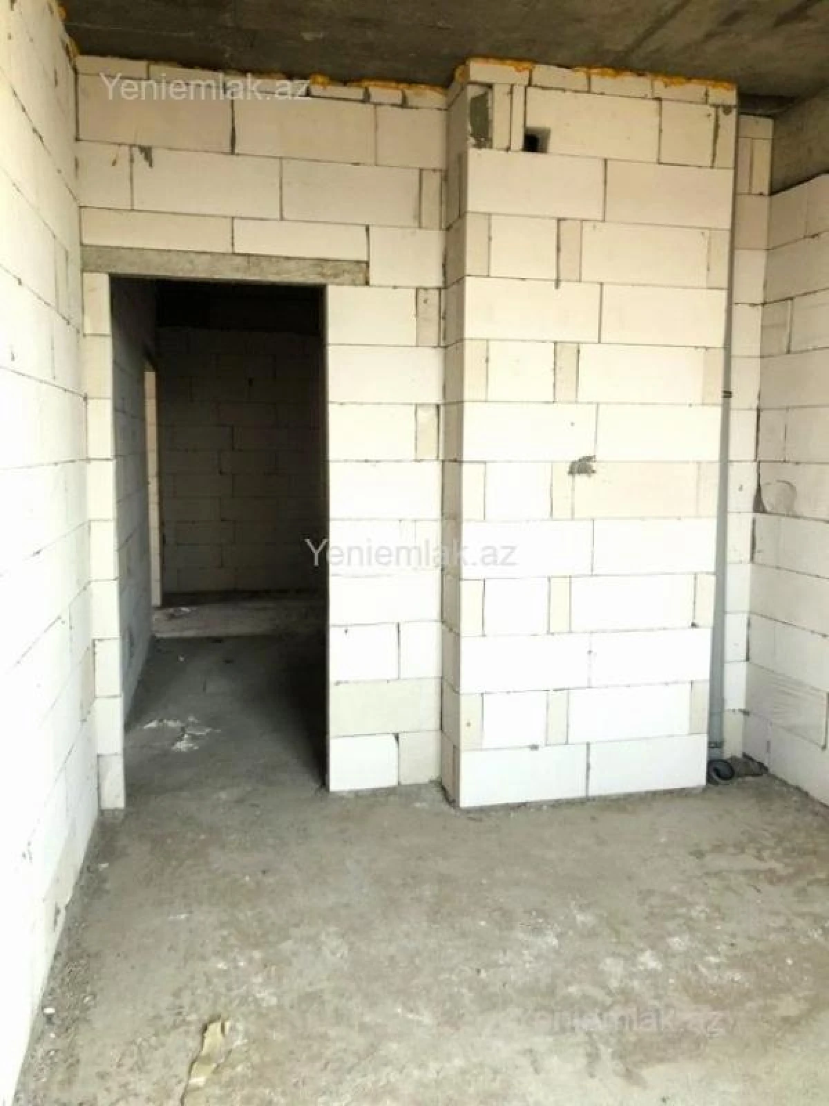 Satılır 2 otaqlı yeni tikili 75 m²