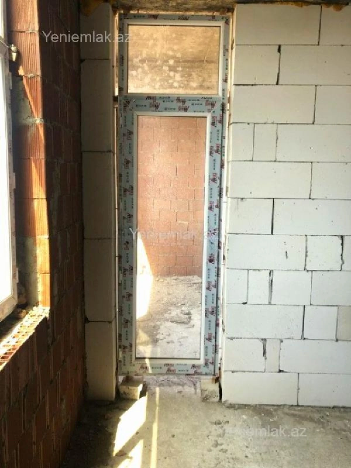 Satılır 2 otaqlı yeni tikili 75 m²