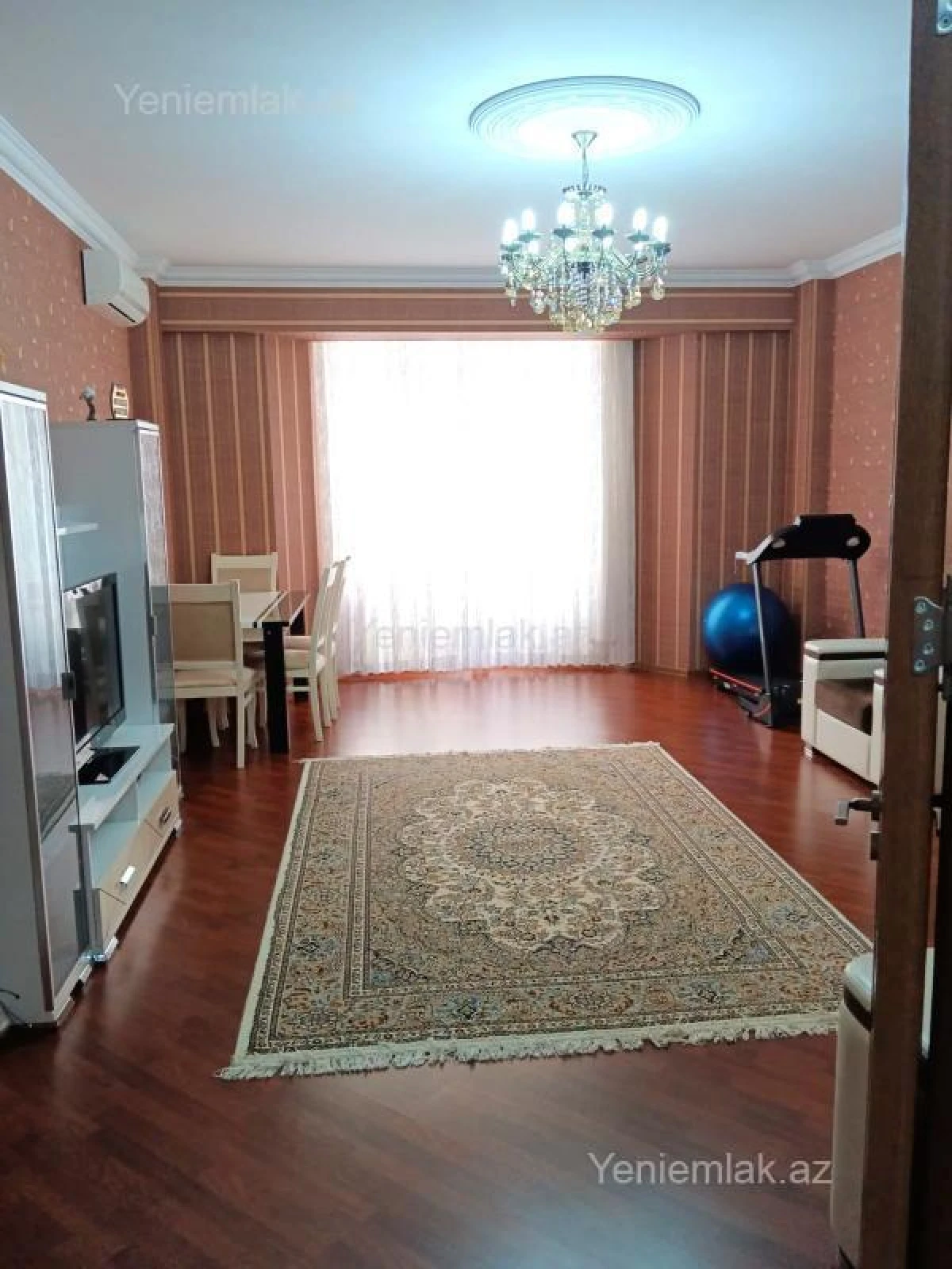 Satılır 3 otaqlı yeni tikili 140 m²