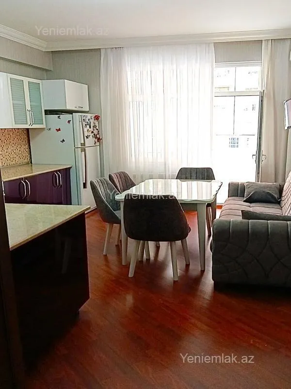 Satılır 3 otaqlı yeni tikili 140 m²