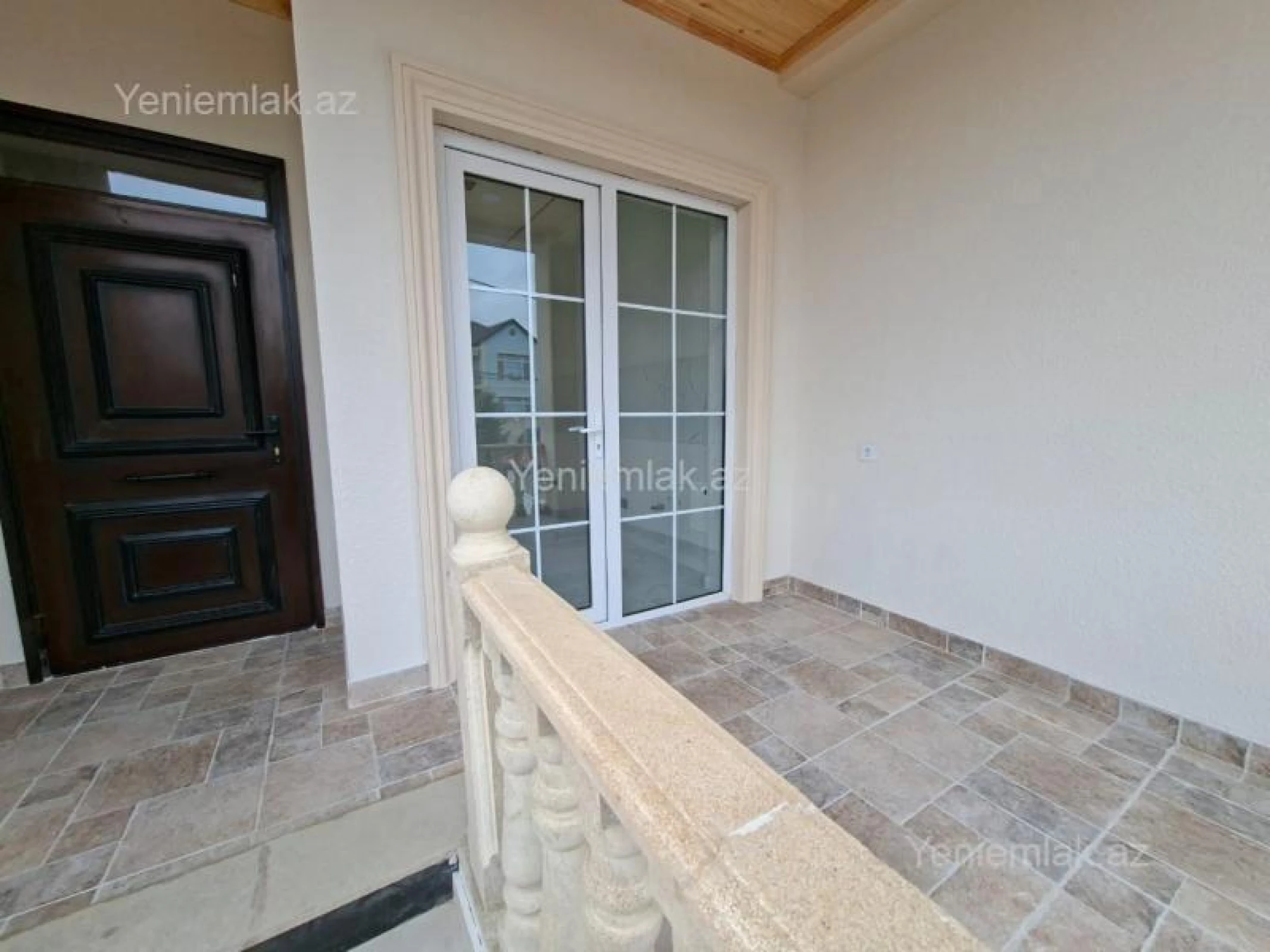 Satılır 4 otaqlı həyət evi 140 m²