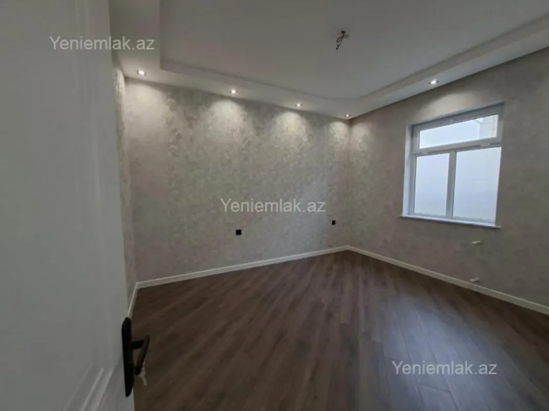 Satılır 4 otaqlı həyət evi 140 m²