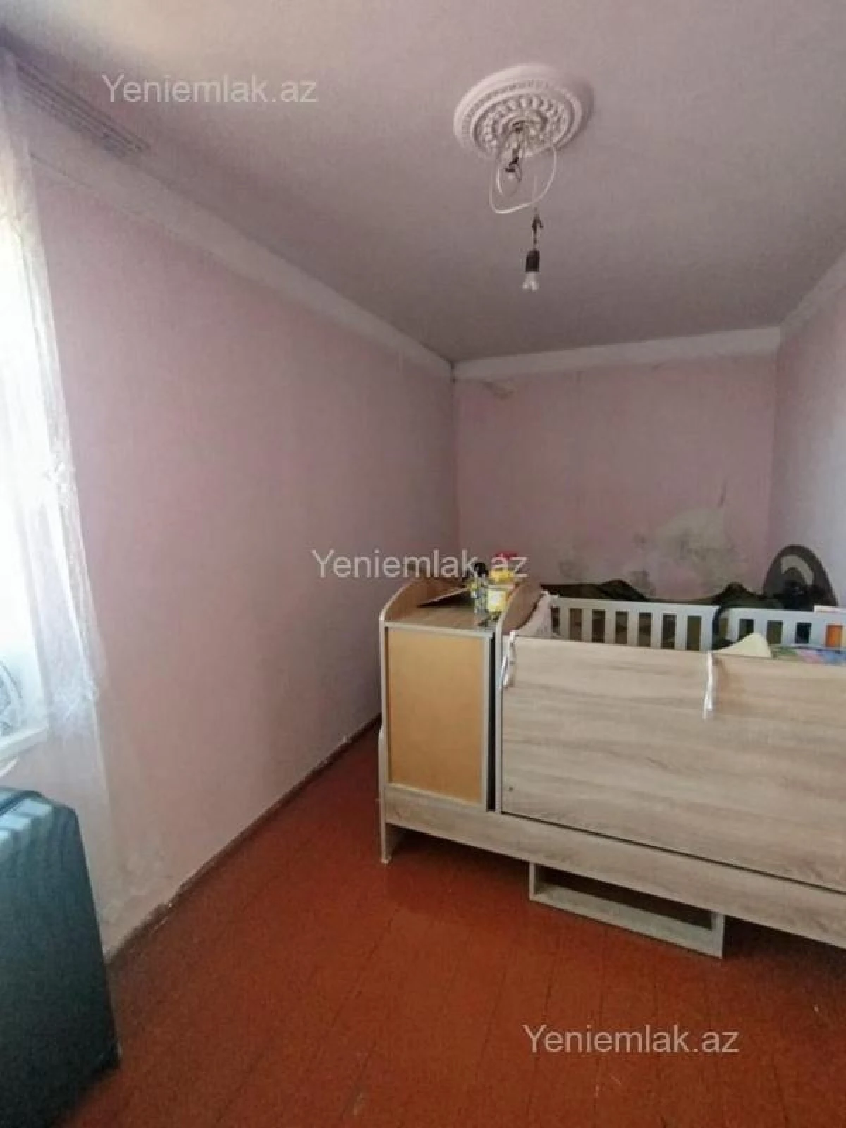 Satılır 2 otaqlı köhnə tikili 50 m²