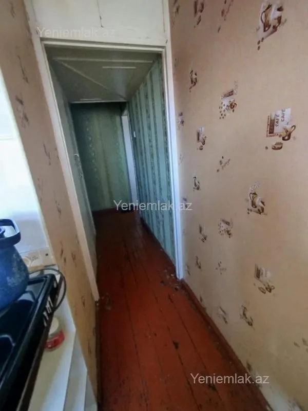 Satılır 2 otaqlı köhnə tikili 50 m²