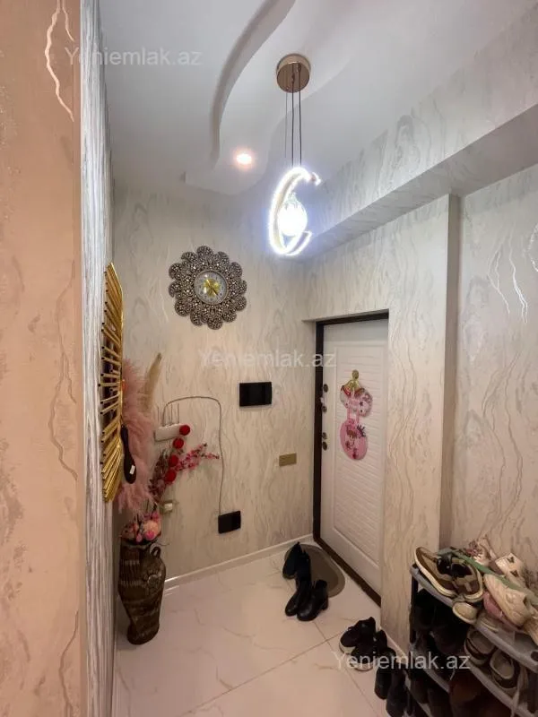 Satılır 3 otaqlı yeni tikili 90 m²