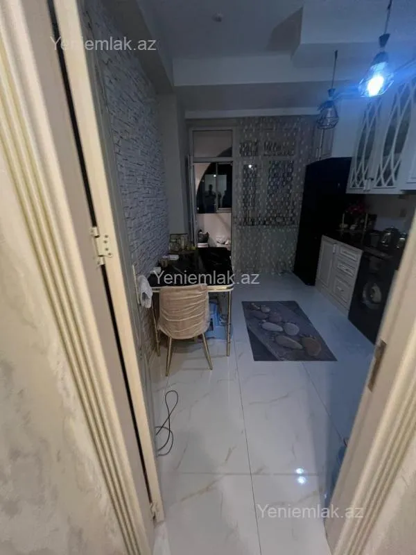 Satılır 3 otaqlı yeni tikili 90 m²
