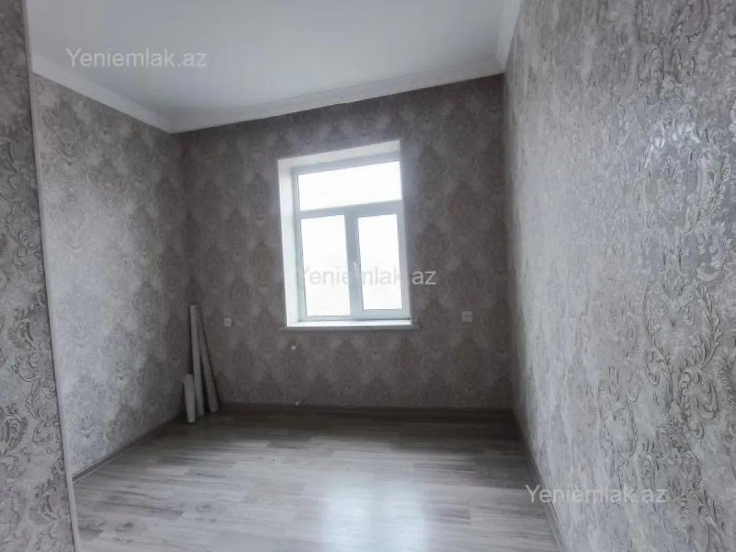 Satılır 4 otaqlı həyət evi 100 m²