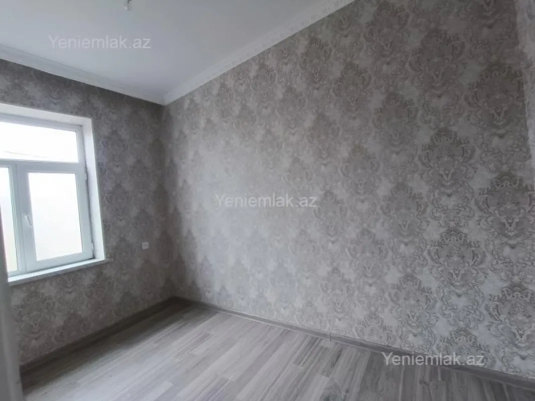 Satılır 4 otaqlı həyət evi 100 m²