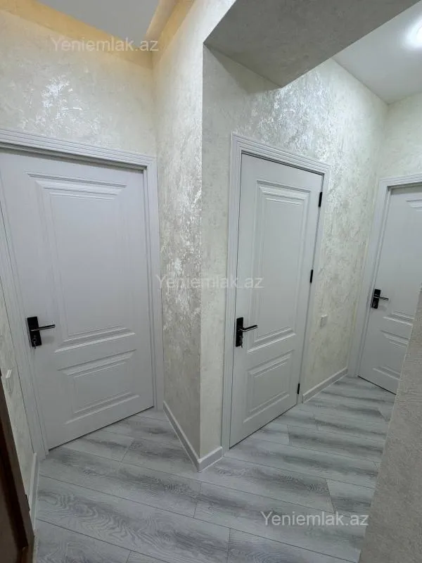 Satılır 3 otaqlı yeni tikili 65 m²