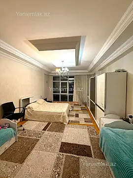 Satılır 3 otaqlı yeni tikili 130 m²