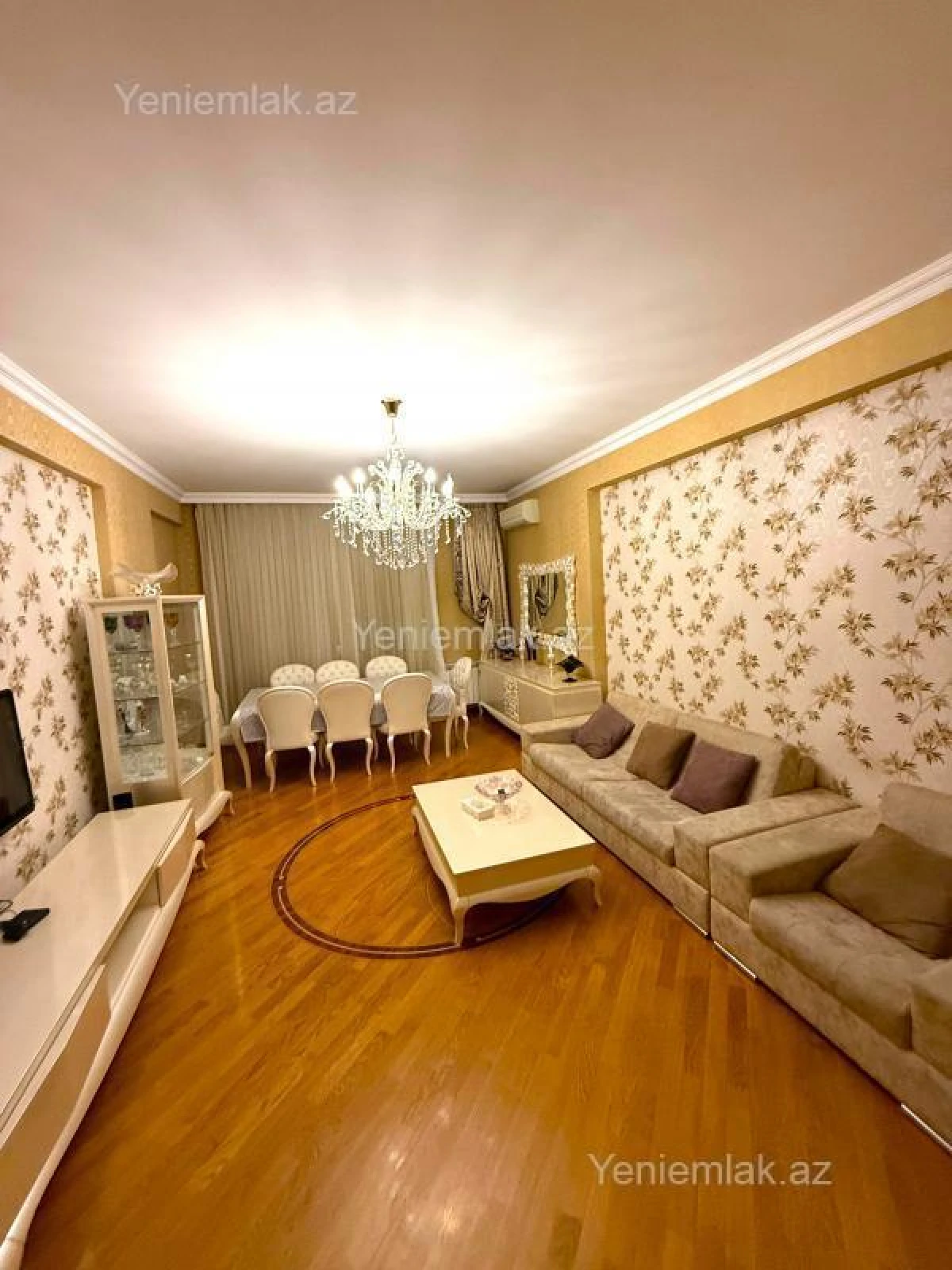 Satılır 3 otaqlı yeni tikili 130 m²