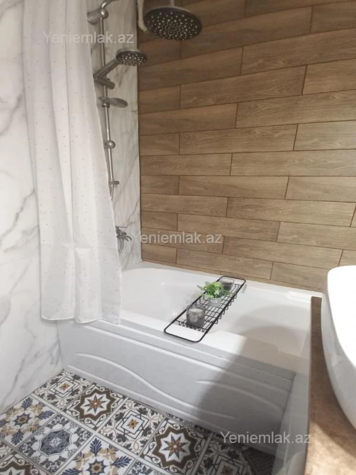 Satılır 2 otaqlı köhnə tikili 55 m²
