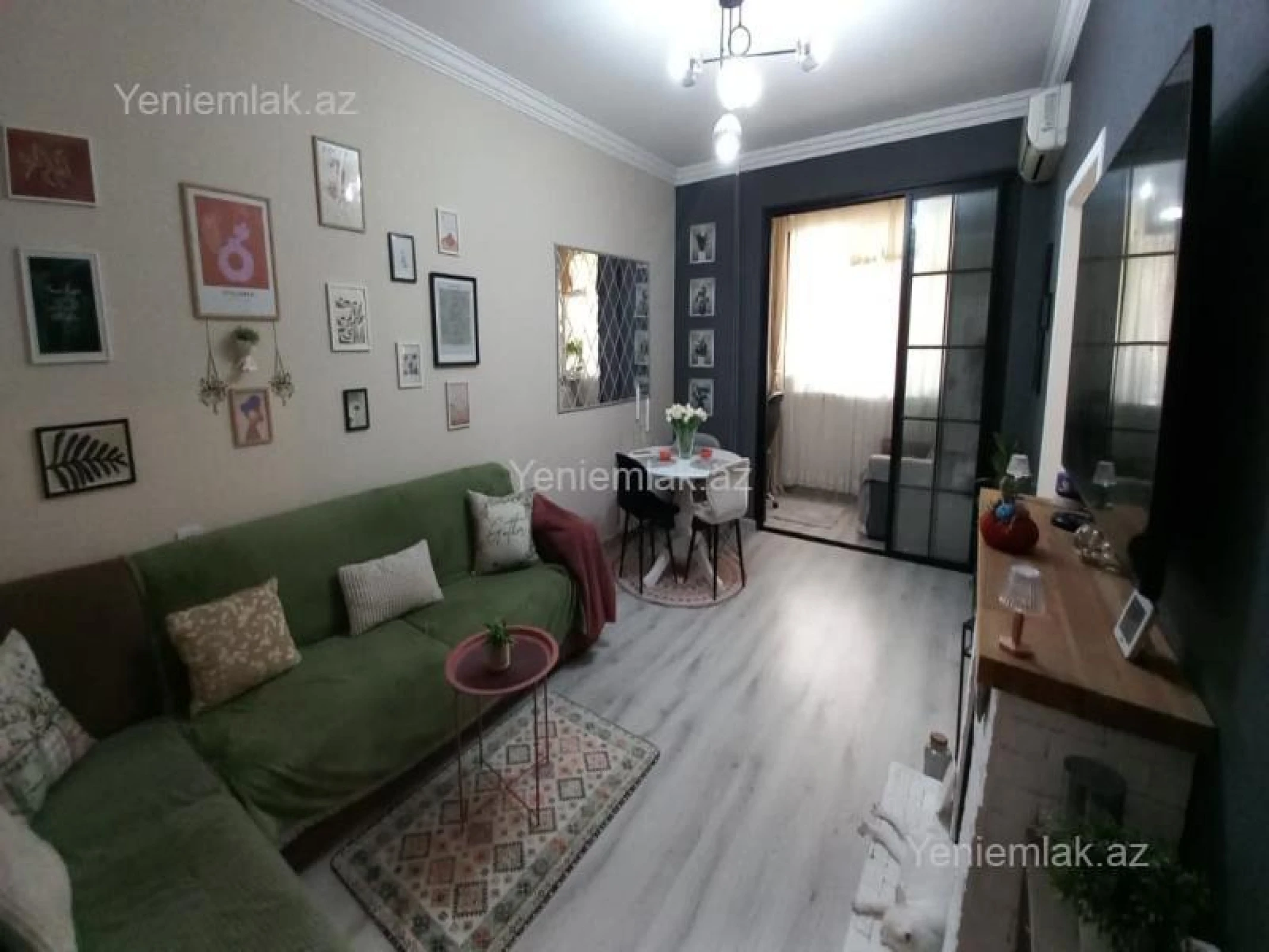 Satılır 2 otaqlı köhnə tikili 55 m²