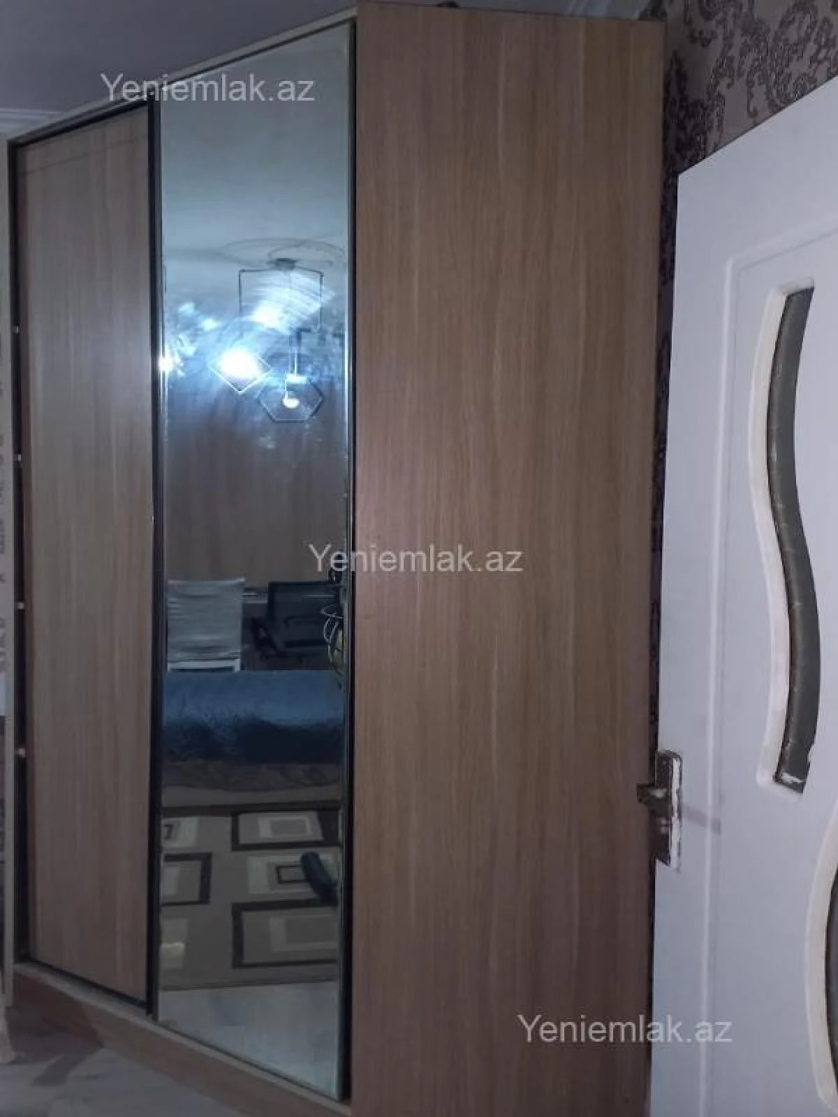 Satılır 2 otaqlı köhnə tikili 55 m²