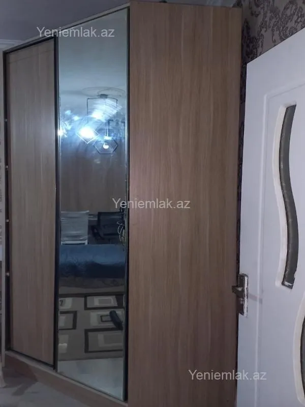 Satılır 2 otaqlı köhnə tikili 55 m²