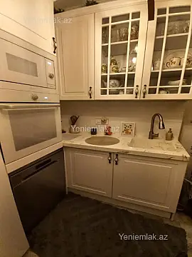 Satılır 2 otaqlı köhnə tikili 55 m²