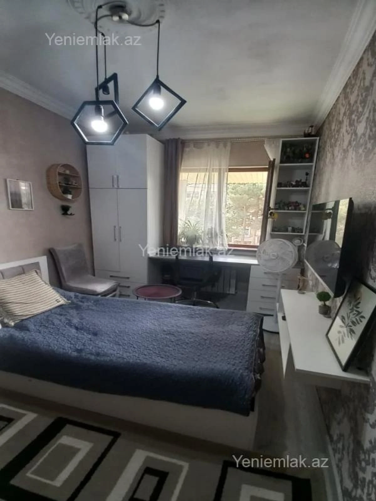 Satılır 2 otaqlı köhnə tikili 55 m²