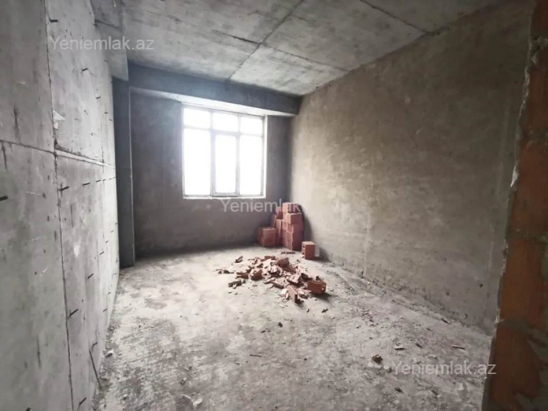 Satılır 2 otaqlı yeni tikili 68 m²