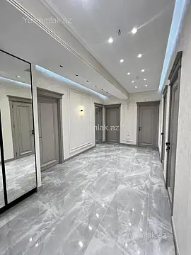 Satılır 3 otaqlı yeni tikili 127 m²