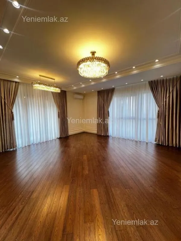 Satılır 3 otaqlı yeni tikili 127 m²