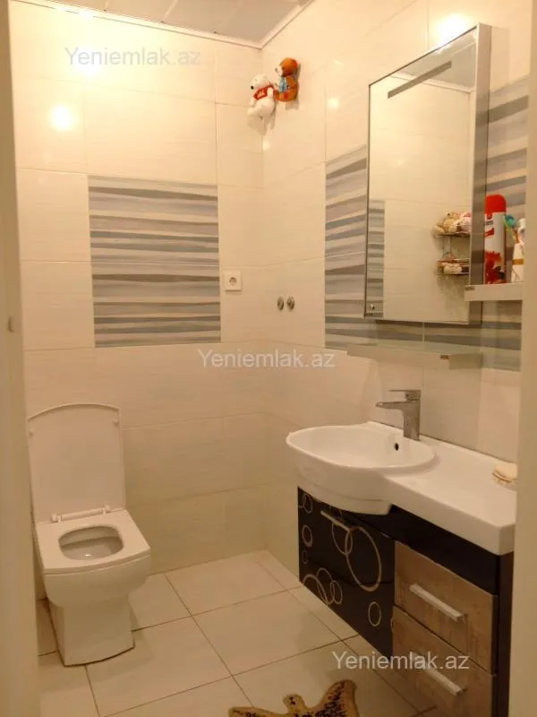 Satılır 4 otaqlı yeni tikili 165 m²