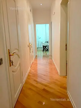 Satılır 4 otaqlı yeni tikili 165 m²