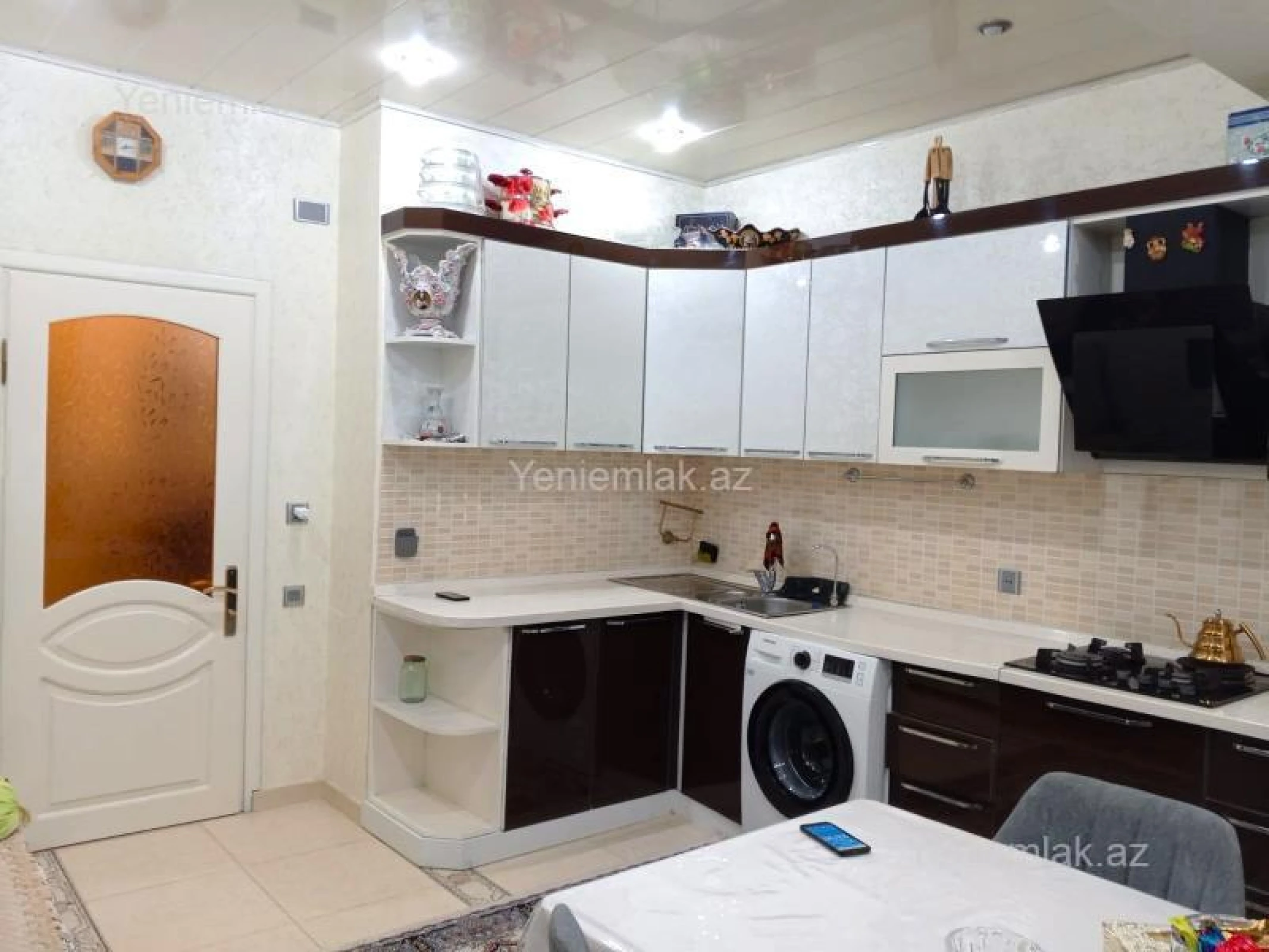 Satılır 4 otaqlı yeni tikili 165 m²