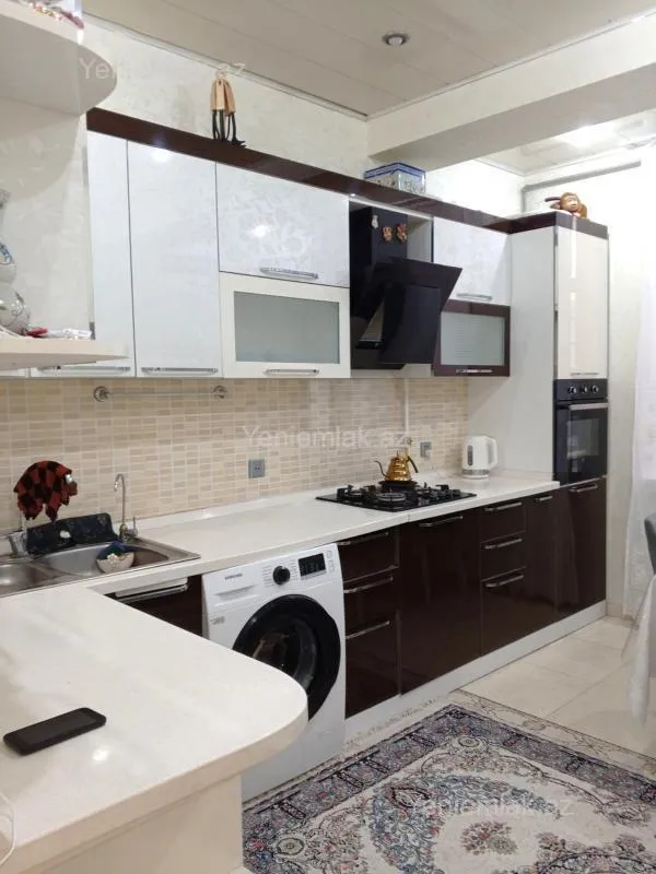 Satılır 4 otaqlı yeni tikili 165 m²