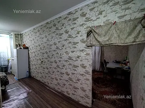 Satılır 1 otaqlı köhnə tikili 37 m²