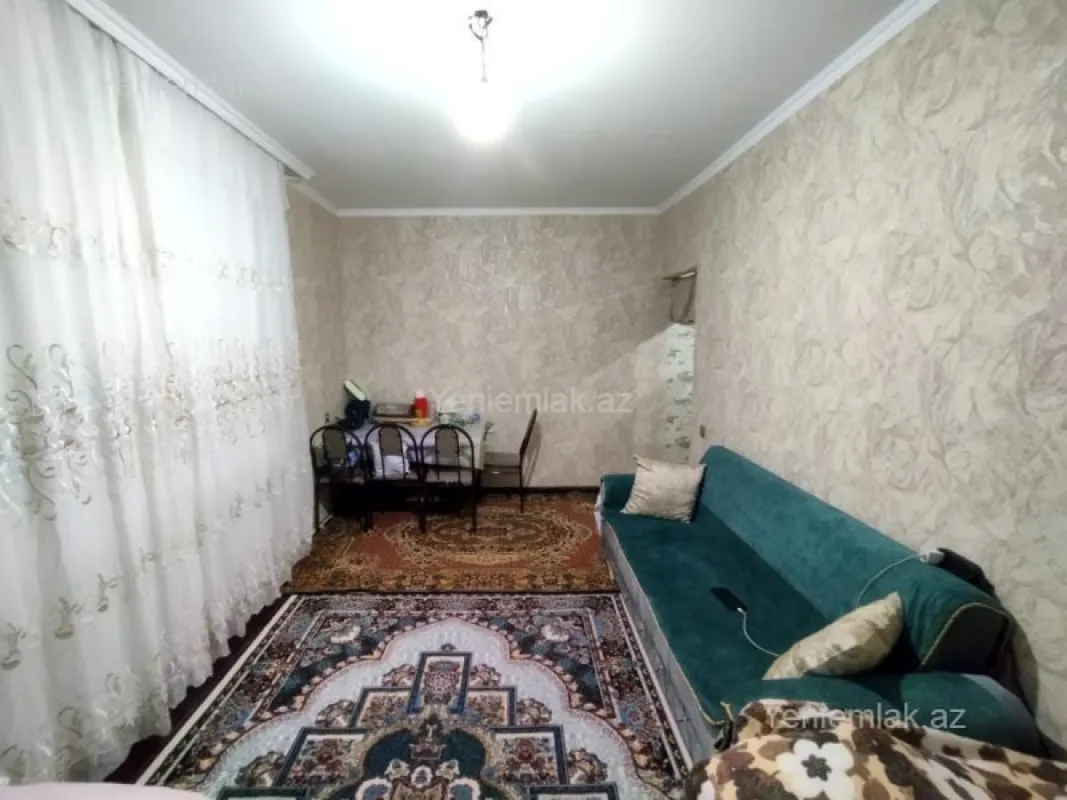 Satılır 1 otaqlı köhnə tikili 37 m²