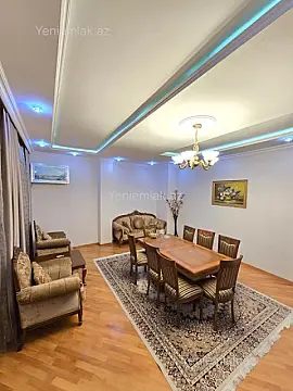 Satılır 7 otaqlı həyət evi 230 m²