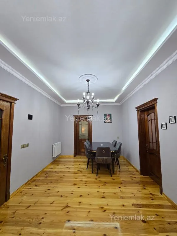 Satılır 7 otaqlı həyət evi 230 m²
