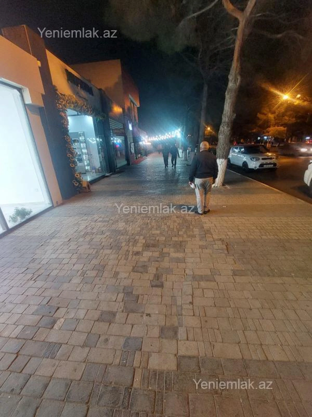 Satılır 4 otaqlı obyekt 149 m²
