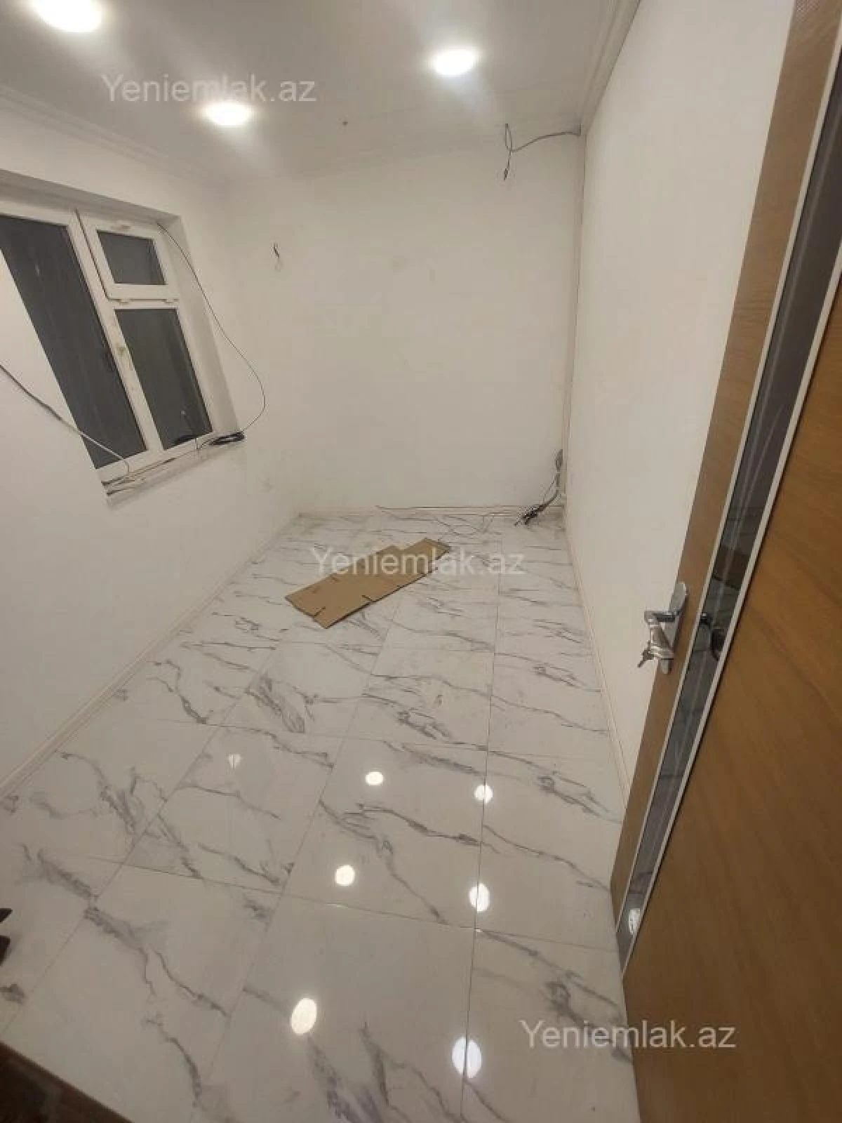 Satılır 4 otaqlı obyekt 149 m²