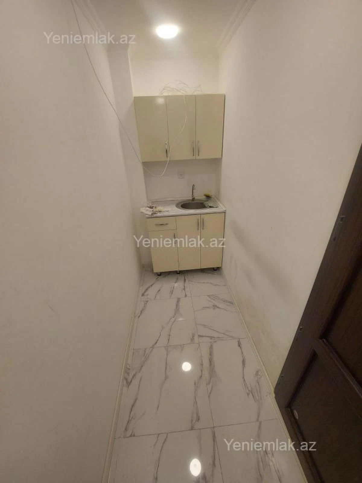 Satılır 4 otaqlı obyekt 149 m²