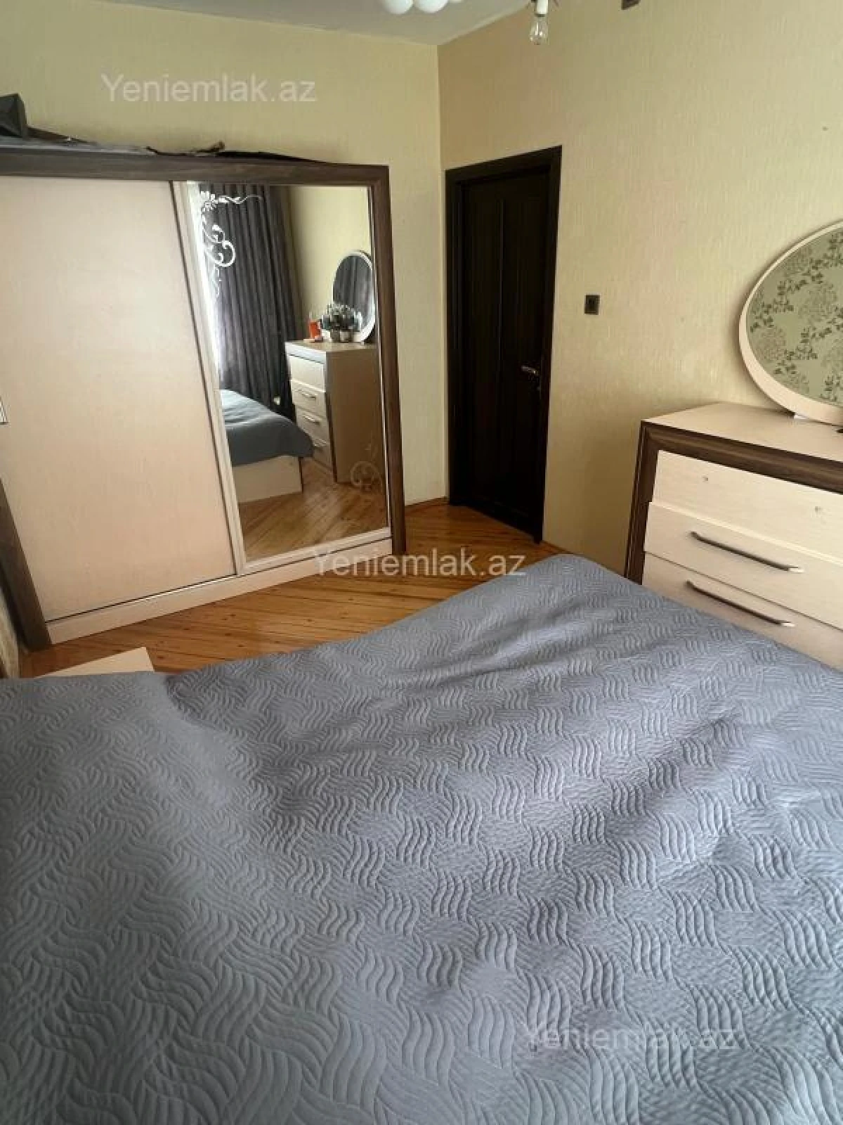 Satılır 3 otaqlı köhnə tikili 69 m²