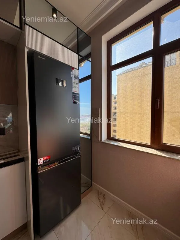 Satılır 2 otaqlı yeni tikili 72 m²
