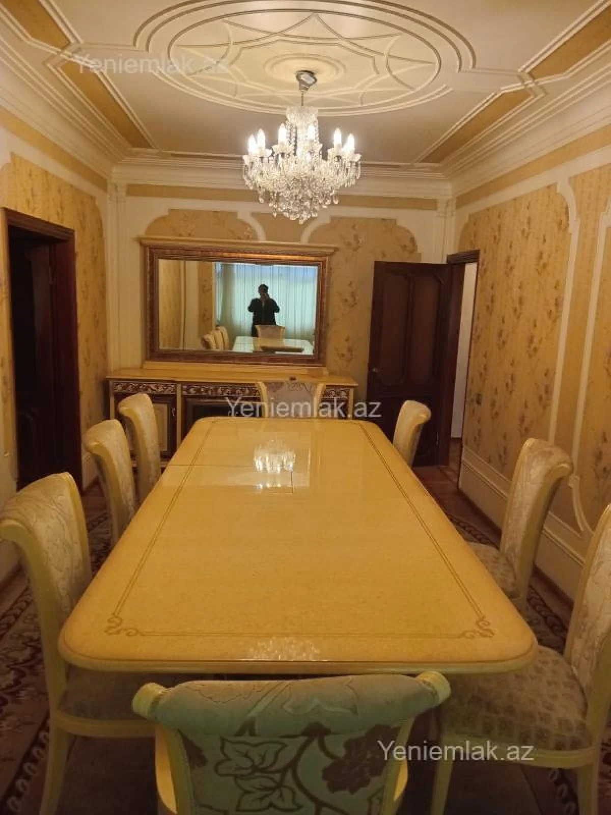 Satılır 5 otaqlı köhnə tikili 125 m²