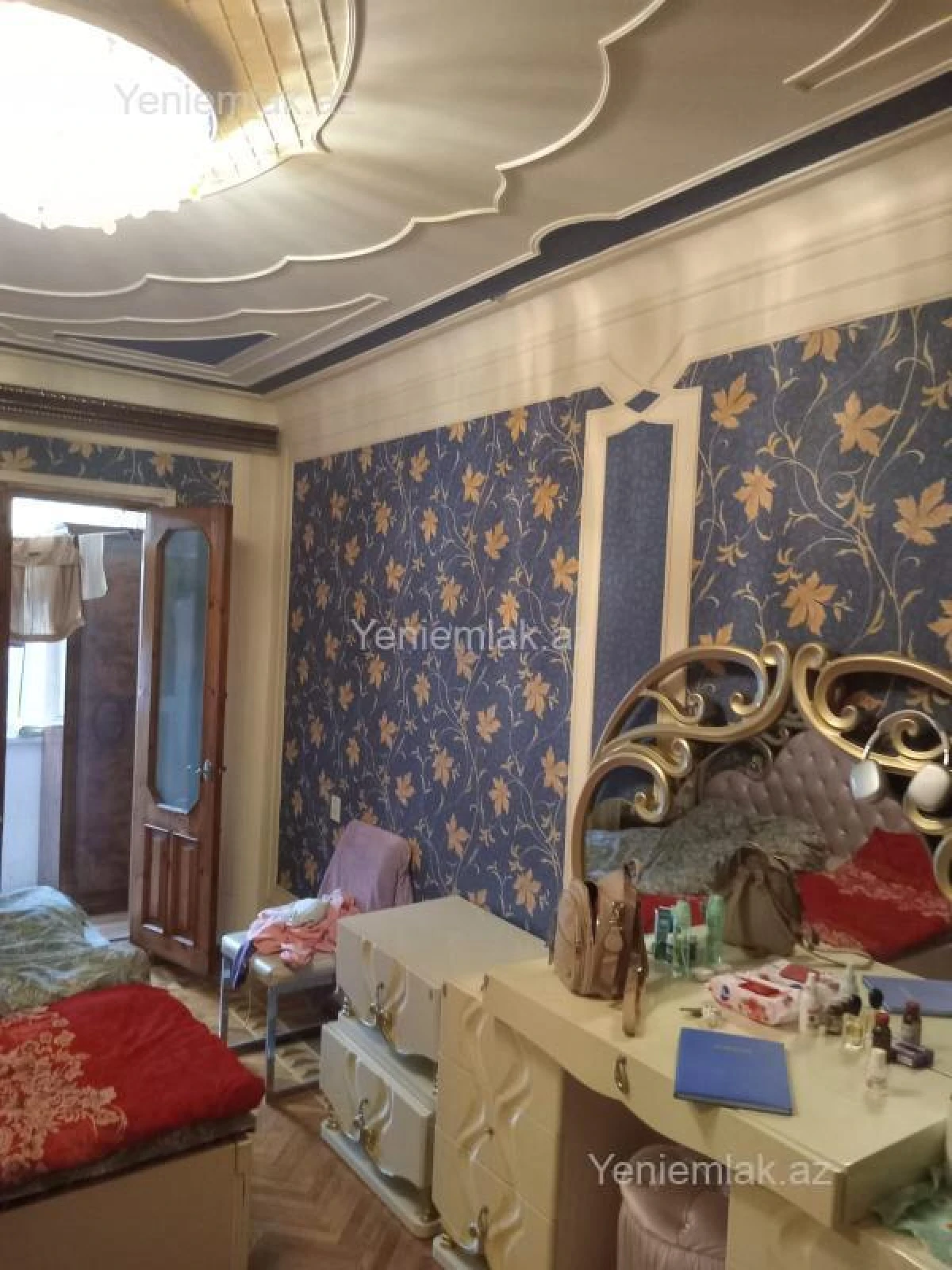 Satılır 5 otaqlı köhnə tikili 125 m²