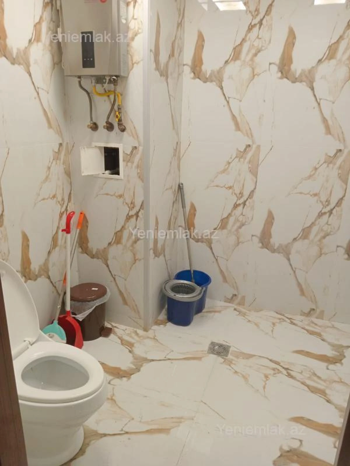 Satılır 5 otaqlı köhnə tikili 125 m²