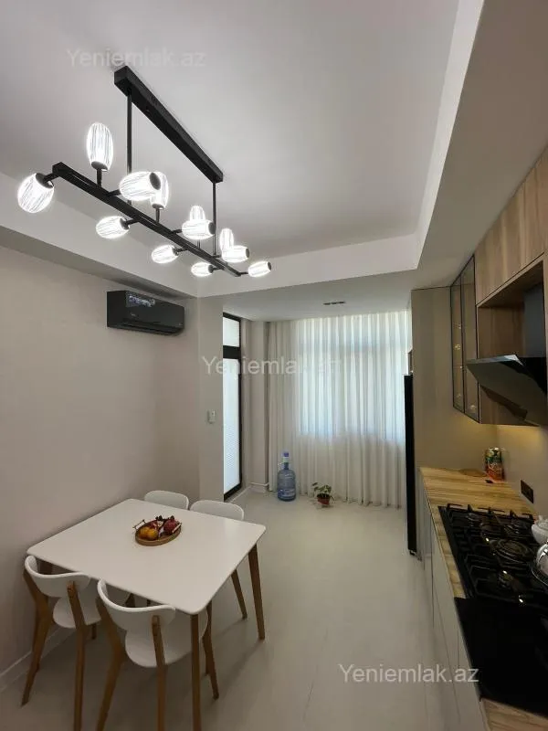 Satılır 3 otaqlı yeni tikili 98 m²