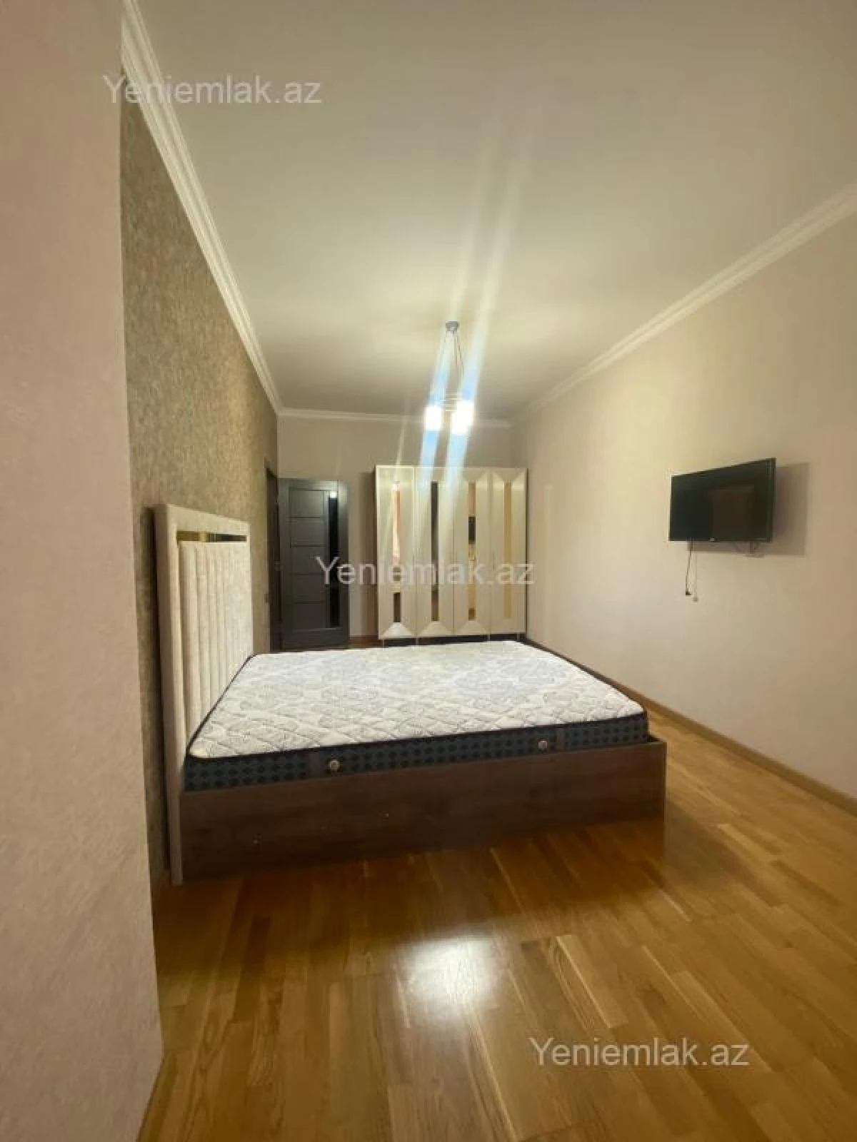Satılır 4 otaqlı yeni tikili 125 m²